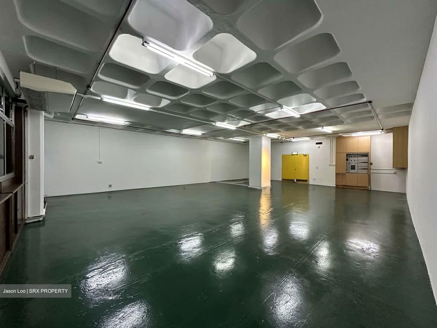 Valiant Industrial Building (D13), Factory #540445411